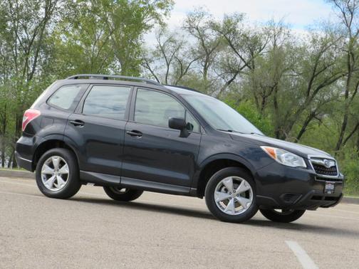 2016 Subaru Forester 2.5i