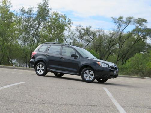 2016 Subaru Forester 2.5i