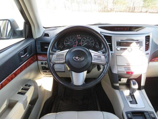 2011 Subaru Legacy 2.5i Limited