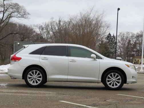 2011 Toyota Venza Base