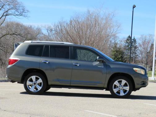 Green 2008 Toyota Highlander Limited