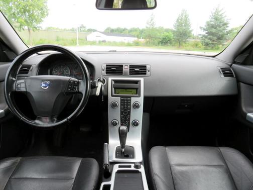 2011 Volvo V50 T5