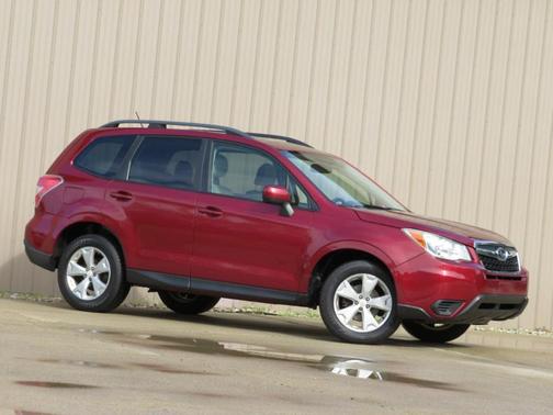 Venetian Red Pearl 2015 Subaru Forester 2.5i Premium