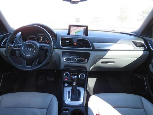 2015 Audi Q3 2.0T Prestige