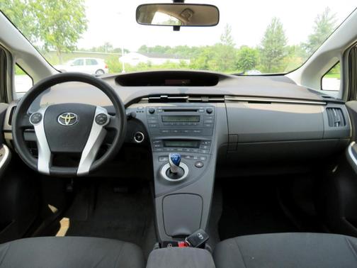 2010 Toyota Prius V