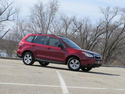 2015 Subaru Forester 2.5i