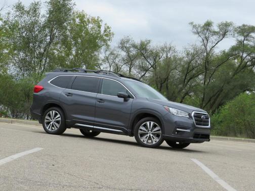 2022 Subaru Ascent Limited 8-Passenger