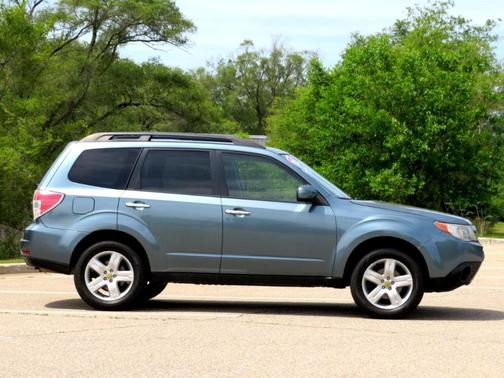 2010 Subaru Forester 2.5X Premium