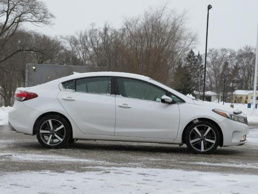 2017 Kia Forte EX