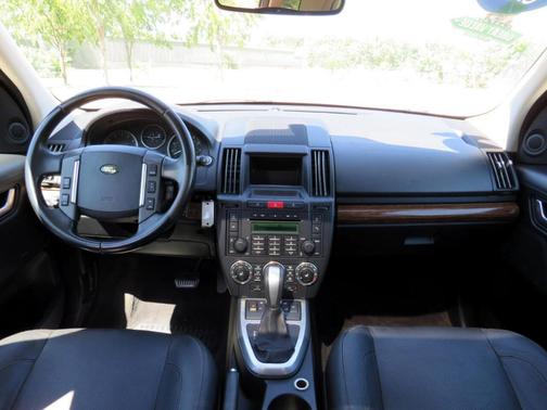 2010 Land Rover LR2 HSE