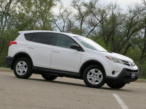 2014 Toyota RAV4 LE