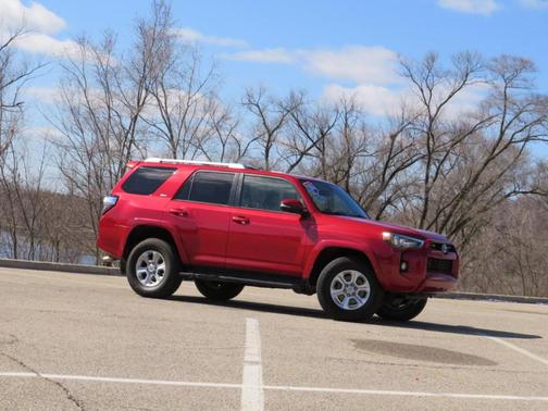 Red 2016 Toyota 4Runner SR5 4WD
