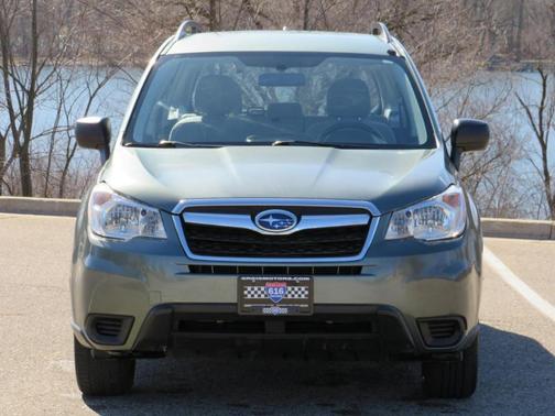 Jasmine Green Metallic 2016 Subaru Forester 2.5i