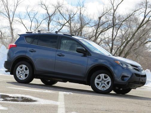 2013 Toyota RAV4 LE