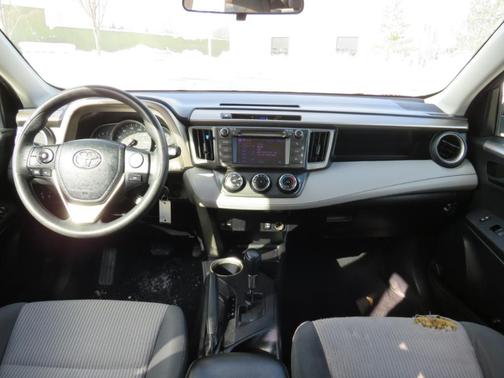 2013 Toyota RAV4 LE