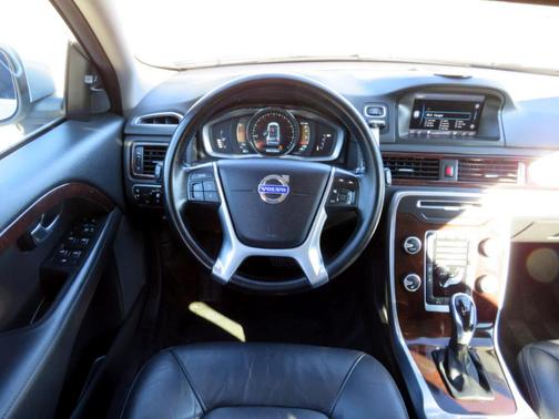 2015 Volvo XC70 3.2 Premier