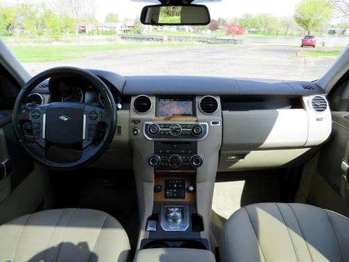 2015 Land Rover LR4 HSE