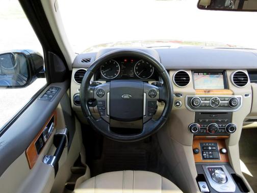 2015 Land Rover LR4 HSE