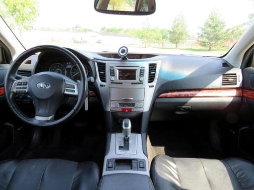 2012 Subaru Outback 2.5i Limited