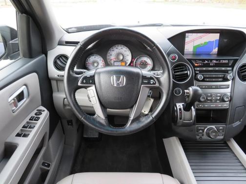 2013 Honda Pilot EX-L w/ Navigation