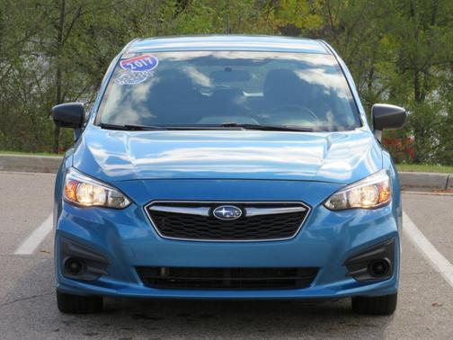 2017 Subaru Impreza 2.0i