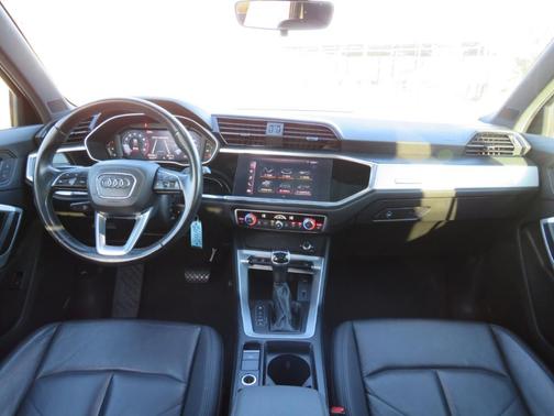 2021 Audi Q3 40 Premium
