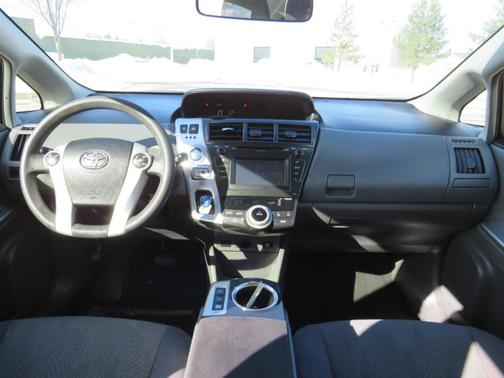 2013 Toyota Prius v Two