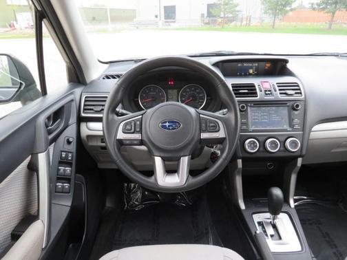 Dark Gray Metallic 2017 Subaru Forester 2.5i