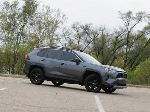 2020 Toyota RAV4 Hybrid XSE