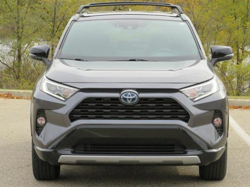2020 Toyota RAV4 Hybrid XSE