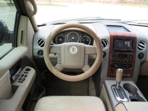 2006 Lincoln Mark LT