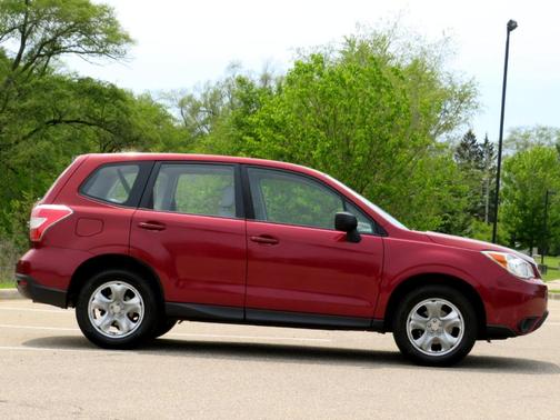 2015 Subaru Forester 2.5i