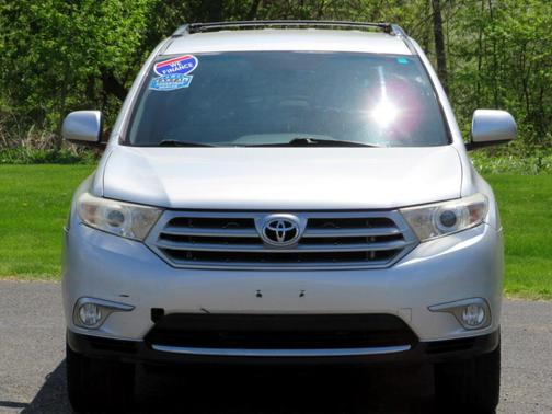 2011 Toyota Highlander Base