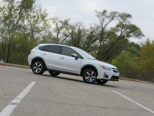 2016 Subaru Crosstrek Hybrid Touring