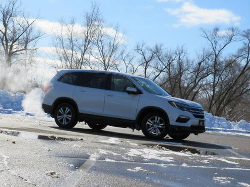 2016 Honda Pilot EX