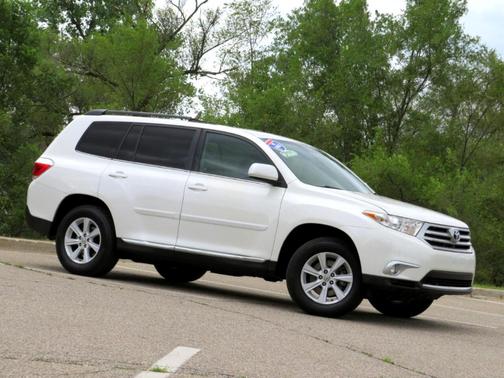 2012 Toyota Highlander Base