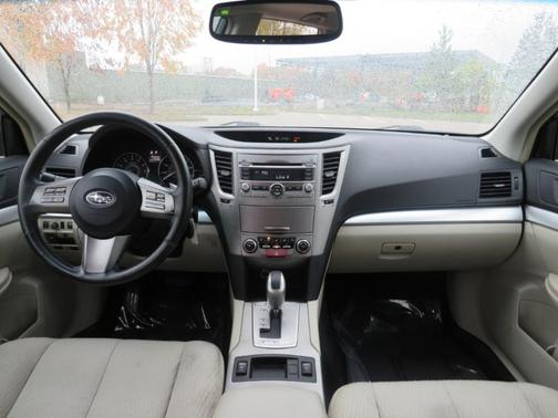 2011 Subaru Outback 2.5i Premium