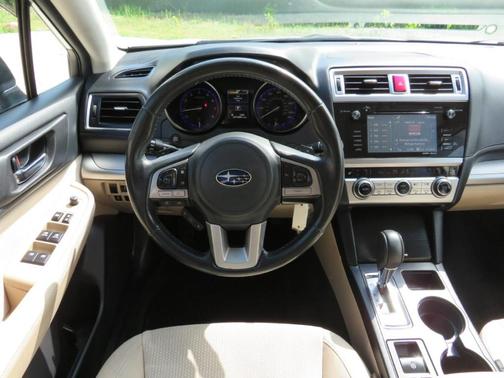 Crystal White Pearl 2015 Subaru Outback 2.5i Premium