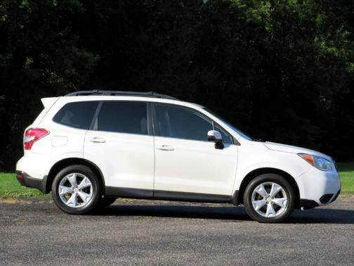 2014 Subaru Forester 2.5i Touring