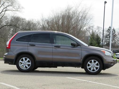 Brown 2011 Honda CR-V SE