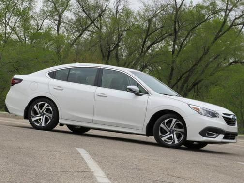 Crystal White Pearl 2021 Subaru Legacy Touring XT