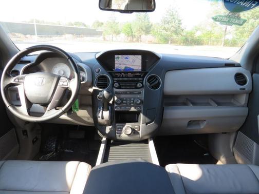 2013 Honda Pilot EX-L w/ Navigation