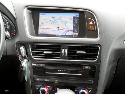 2013 Audi Q5 2.0T Premium Plus