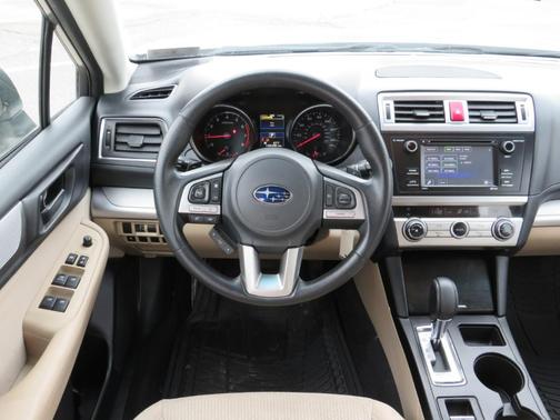 2017 Subaru Outback 2.5i