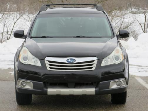 2010 Subaru Outback 3.6R Limited