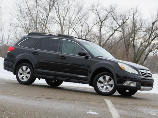 2010 Subaru Outback 3.6R Limited