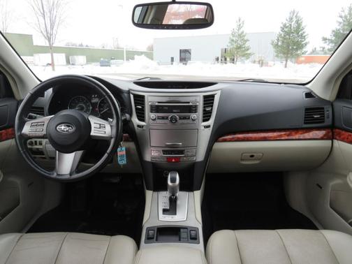 2010 Subaru Outback 3.6R Limited