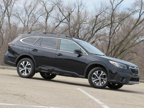 Crystal Black Silica 2021 Subaru Outback Limited