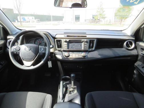 White 2014 Toyota RAV4 XLE