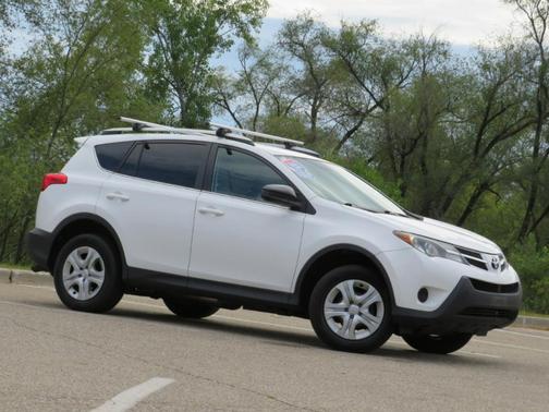 2014 Toyota RAV4 LE